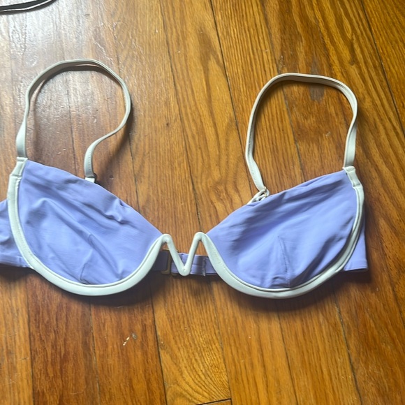L space Nico underwire bikini top - Picture 2 of 4